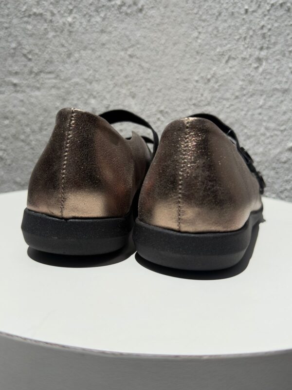Sapato Lirio