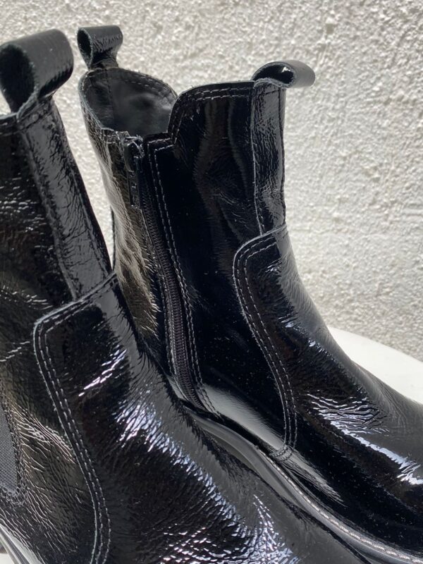 Bota 18006 Verniz