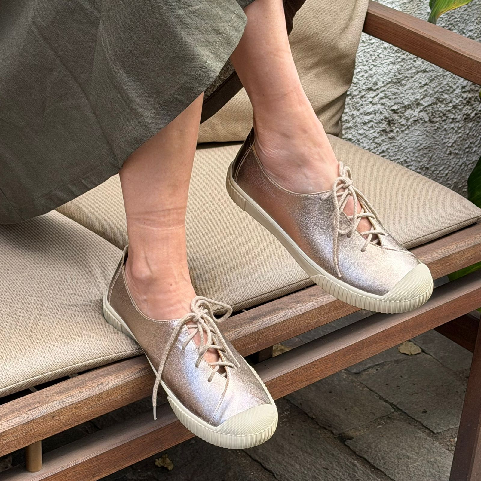Tenis V130